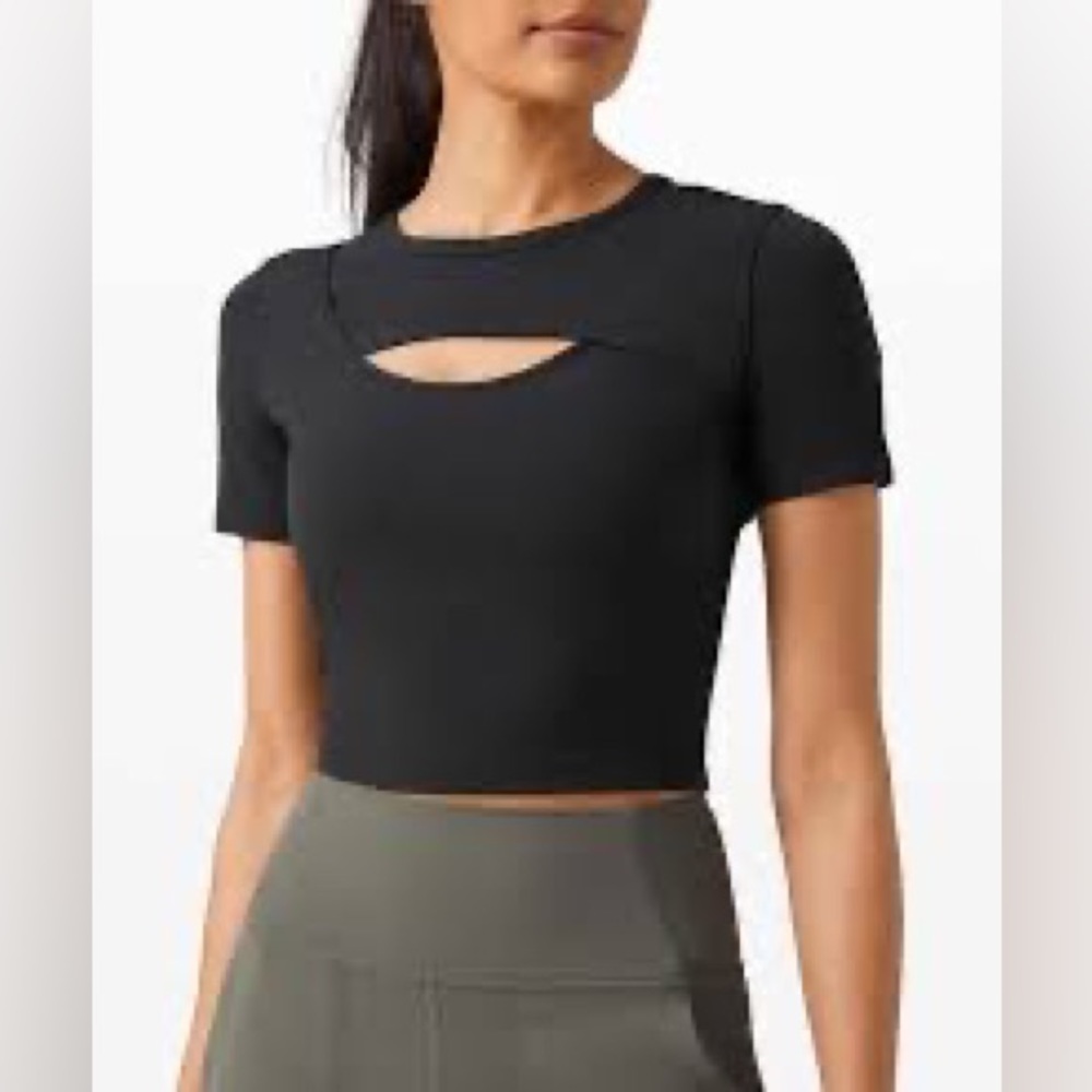 Lululemon Get Centered Short Sleeve Size 8 BLK Black NWT